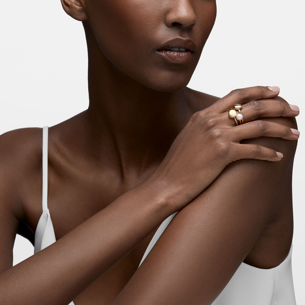 Birks Pebble Yellow Gold and Pearl Stackable 3-Ring Set image number 1